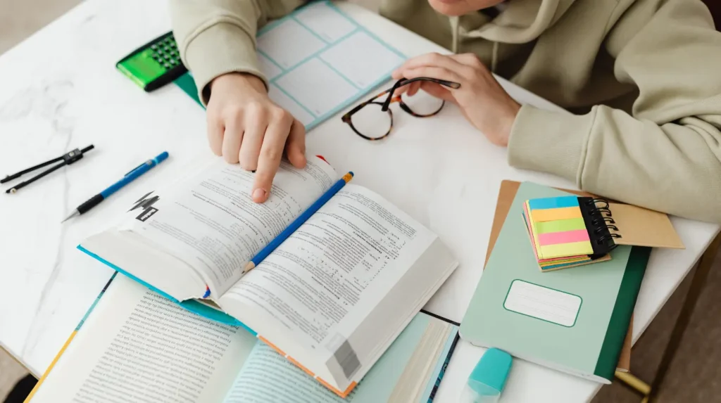 بهترین عملکرد در دروس تجربی
