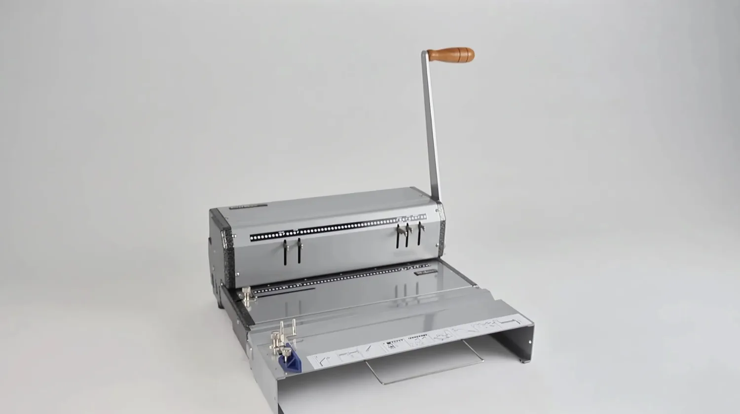 بررسی تخصصی دستگاه صحافی مارپیچ CoilMac‑M سوپربایند